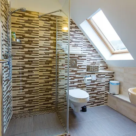 Vivaza Konukevi Szigliget